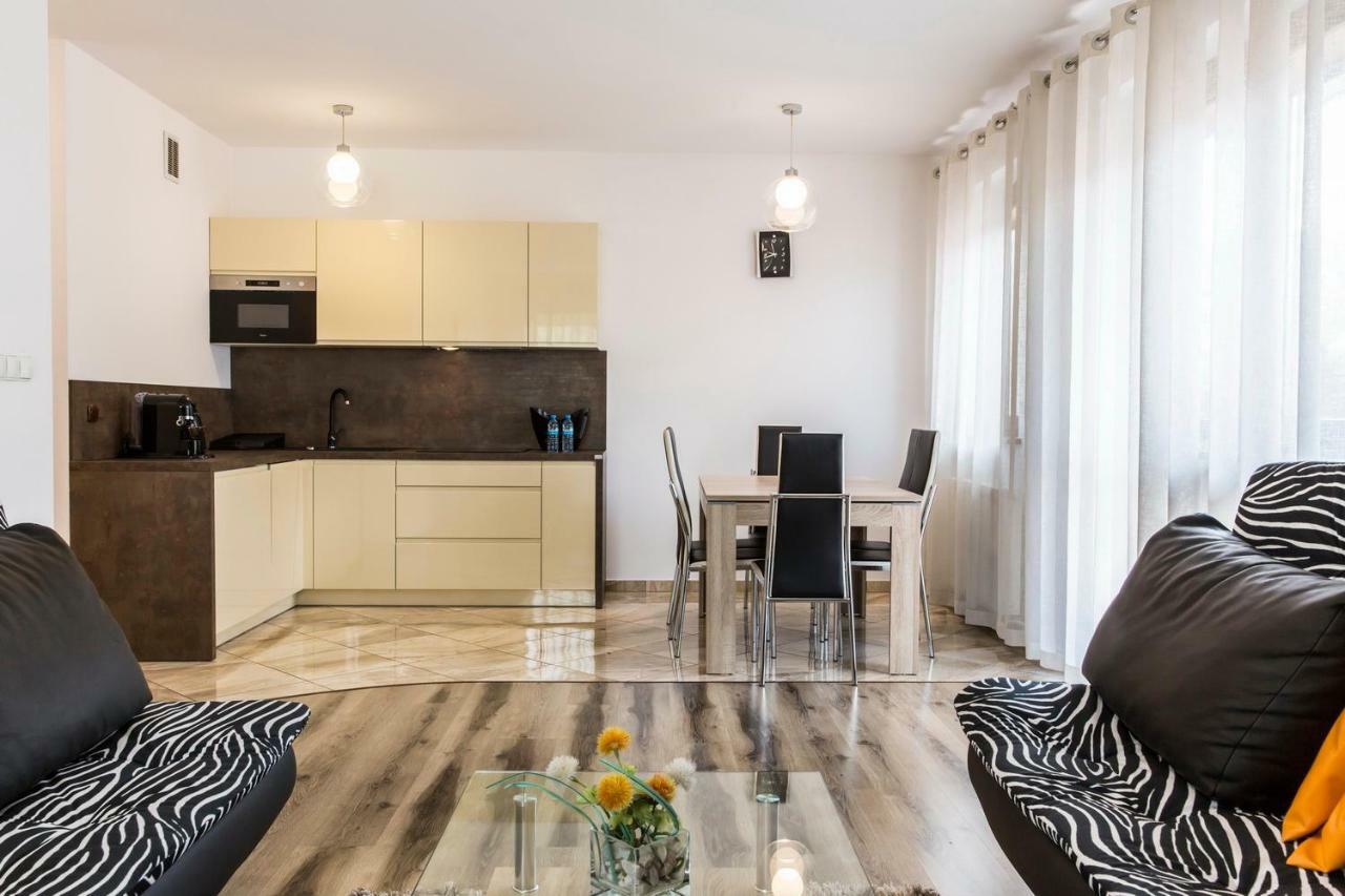 זקופאנה Tatrytop Apartamenty Zaciszne מראה חיצוני תמונה